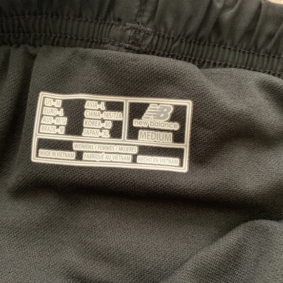 NWT New Balance Purple & Black Running Shorts- M - Picture 3 of 15